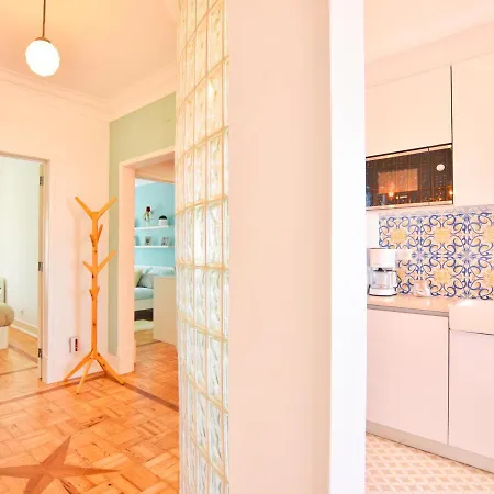 Private View Over Апартаменты Лиссабон